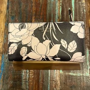 Kate Spade Gardenia Wallet